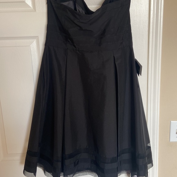 White House Black Market Strapless Dress Size 14 - Picture 5 of 5